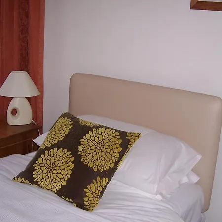 Spring Guest house 3*