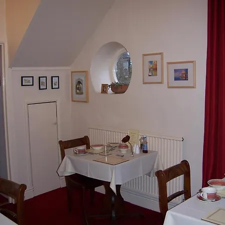 Spring Guest house 3*